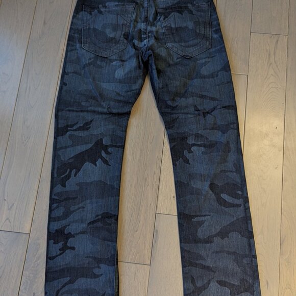 TRUE RELIGION BOBBY CAMO LASER STRAIGHT ASUM CAMOUFLAGE PANTS SIZE 34 - Picture 4 of 8